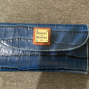 Dooney & Bourke Continental Croco Leather Wallet
